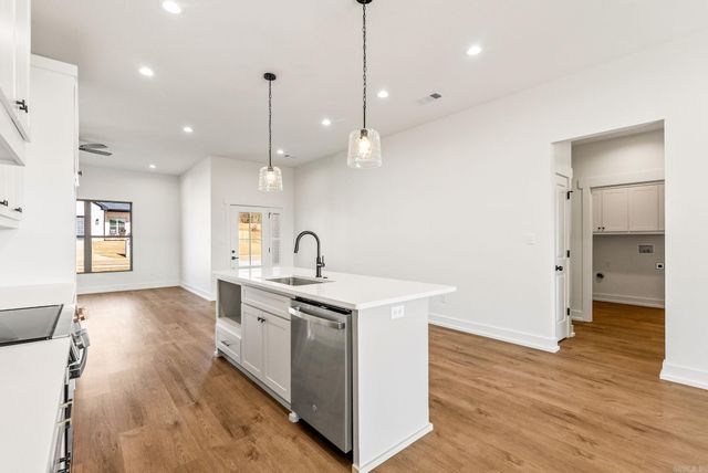 46 Ridge View Street, Vilonia, AR 72173