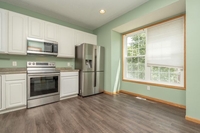615 Village Parkway, Circle Pines, MN 55014