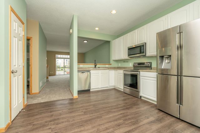 615 Village Parkway, Circle Pines, MN 55014