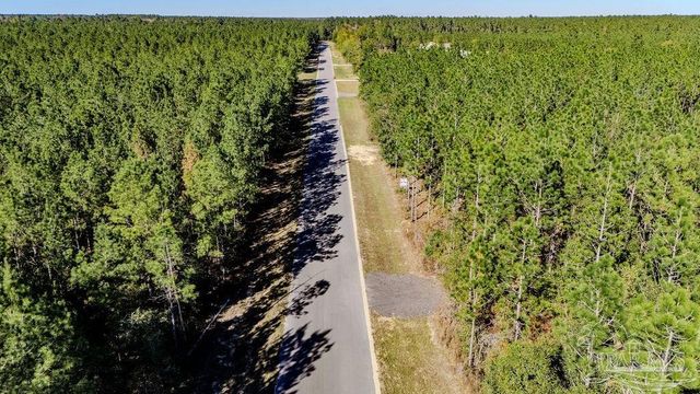 9058 Greyrock Landing Rd, Pace, FL 32571