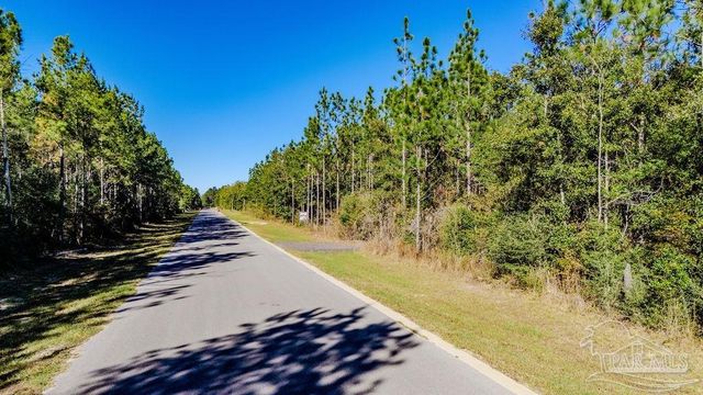 9058 Greyrock Landing Rd, Pace, FL 32571