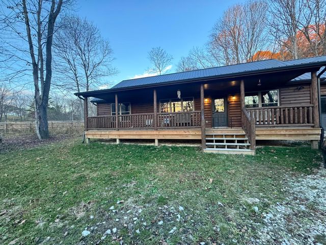 20022 Feathers Road, Logan, OH 43138