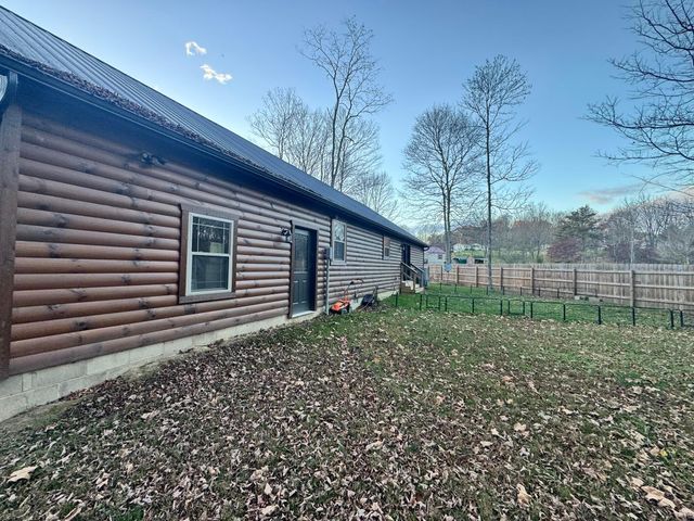 20022 Feathers Road, Logan, OH 43138