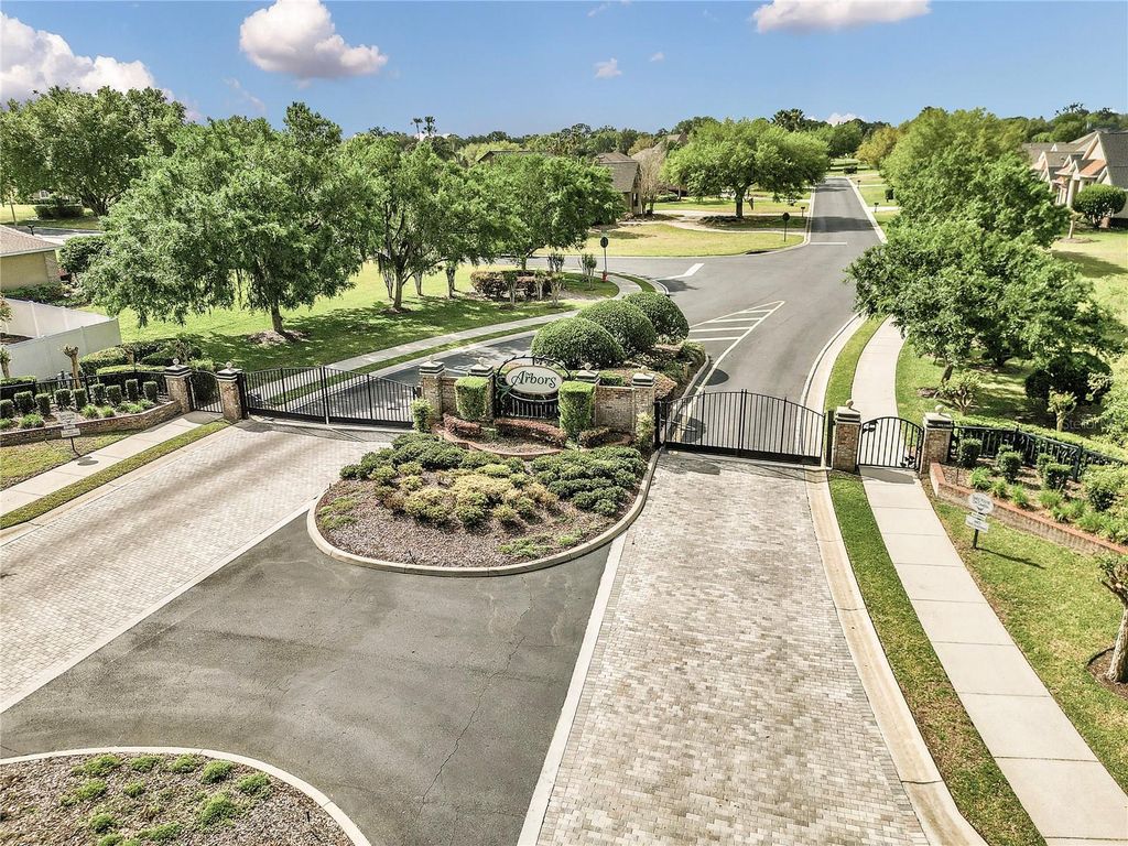 4037 SE 40TH STREET, Ocala, FL 34480