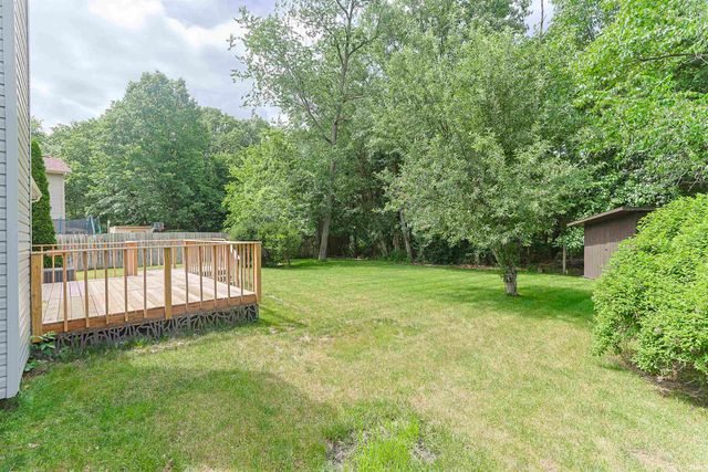 10205 Rosewood Court, Osceola, IN 46561