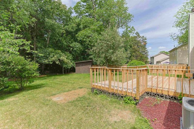 10205 Rosewood Court, Osceola, IN 46561