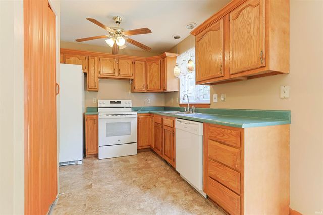 10205 Rosewood Court, Osceola, IN 46561
