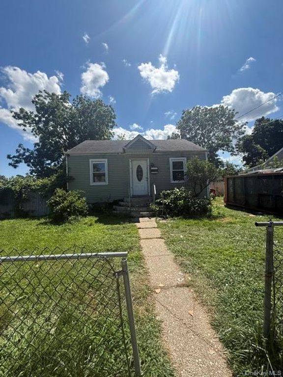 22 E Booker Avenue, Wyandanch, NY 11798 — exterior