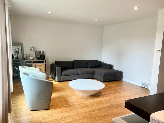 3639 DORA Street, Franklin Park, IL 60131