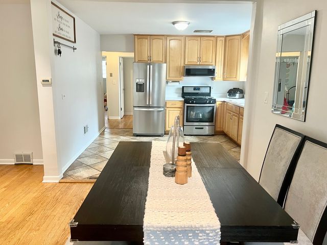 3639 DORA Street, Franklin Park, IL 60131