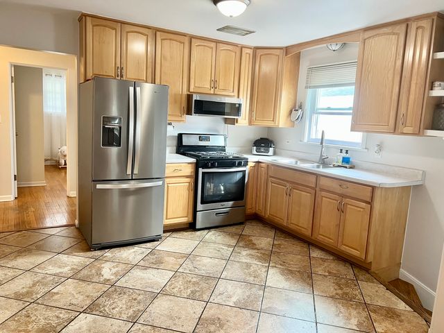 3639 DORA Street, Franklin Park, IL 60131