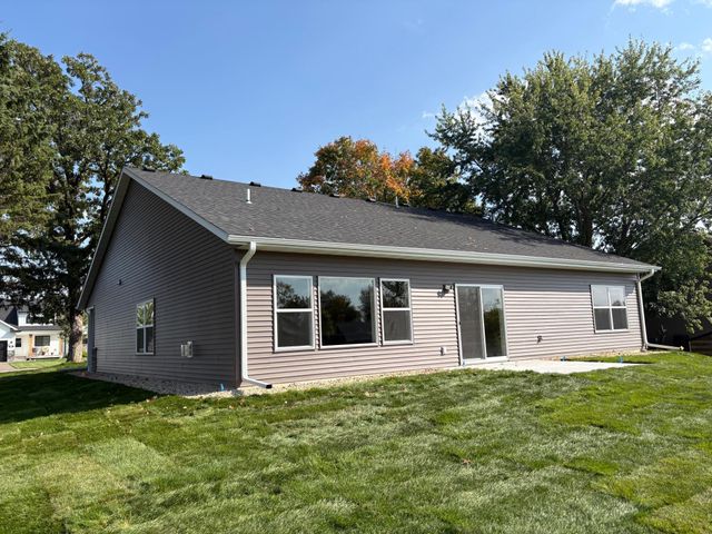 520 Ramey Road S, Maple Lake, MN 55358