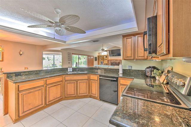 3816 BUCKINGHAM LOOP DRIVE, Valrico, FL 33594