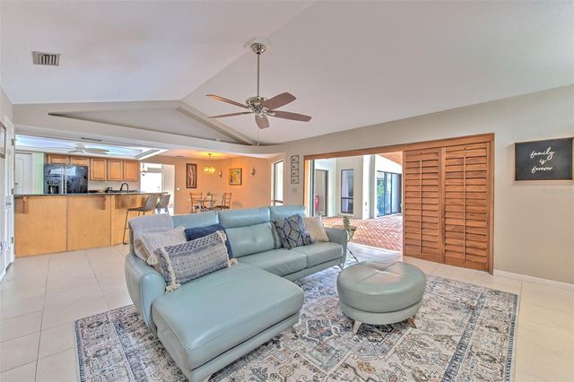 3816 BUCKINGHAM LOOP DRIVE, Valrico, FL 33594