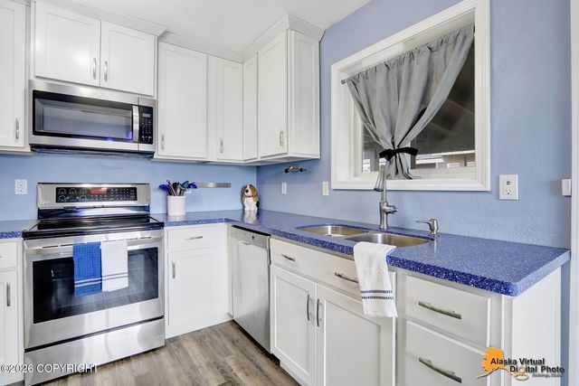 259 Bunn Street, Anchorage, AK 99508