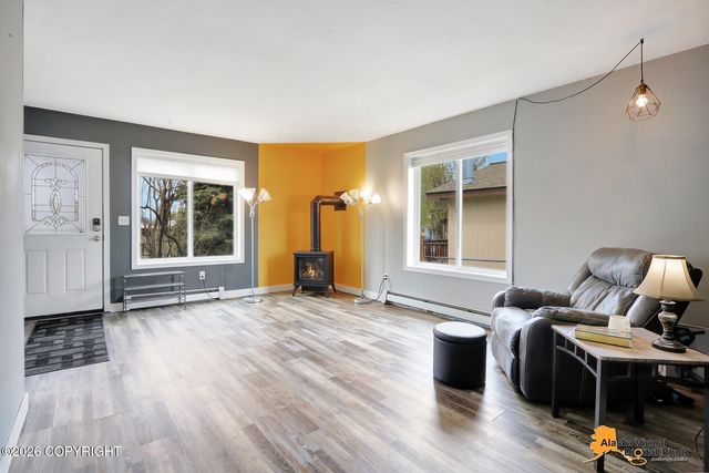 259 Bunn Street, Anchorage, AK 99508