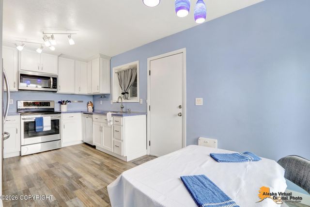 259 Bunn Street, Anchorage, AK 99508
