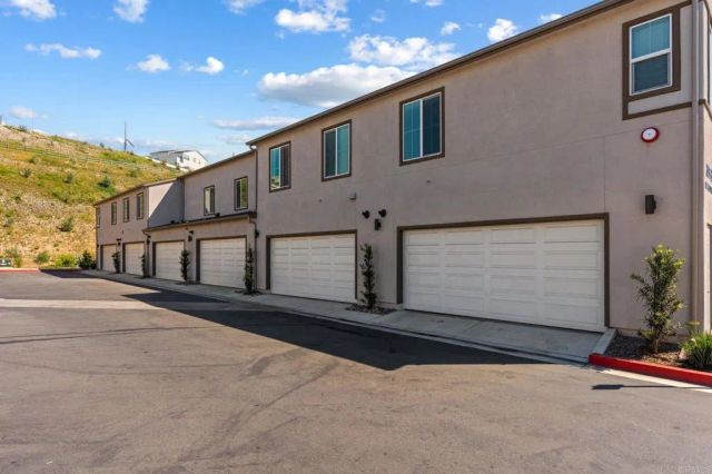 311 Minneola Place, Fallbrook, CA 92028