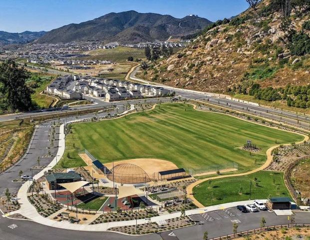 311 Minneola Place, Fallbrook, CA 92028