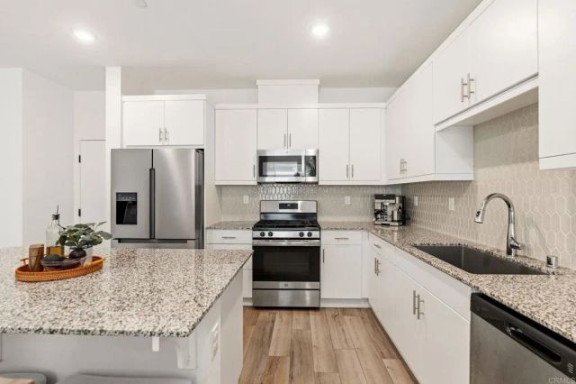 311 Minneola Place, Fallbrook, CA 92028