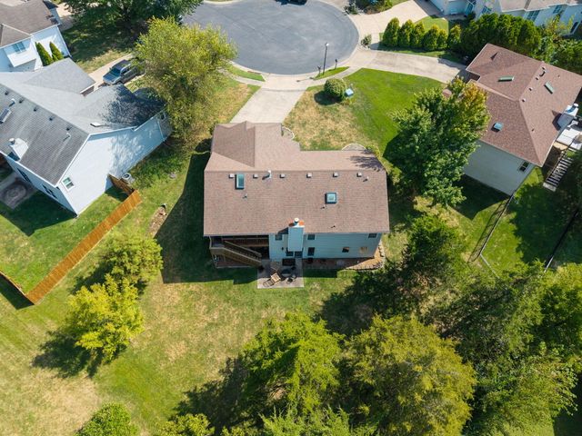 1513 GLENCAIRN CT, Columbia, MO 65203