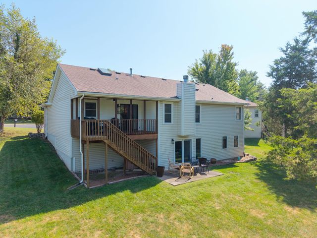 1513 GLENCAIRN CT, Columbia, MO 65203