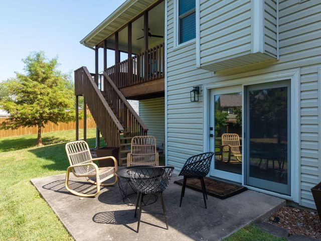 1513 GLENCAIRN CT, Columbia, MO 65203