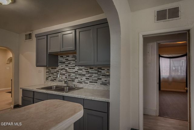 1863 KENTUCKY Street, El Paso, TX 79930
