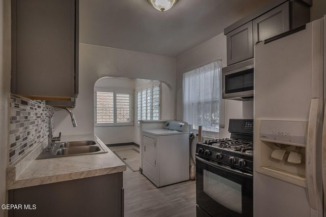 1863 KENTUCKY Street, El Paso, TX 79930