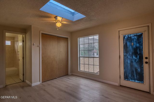 1863 KENTUCKY Street, El Paso, TX 79930