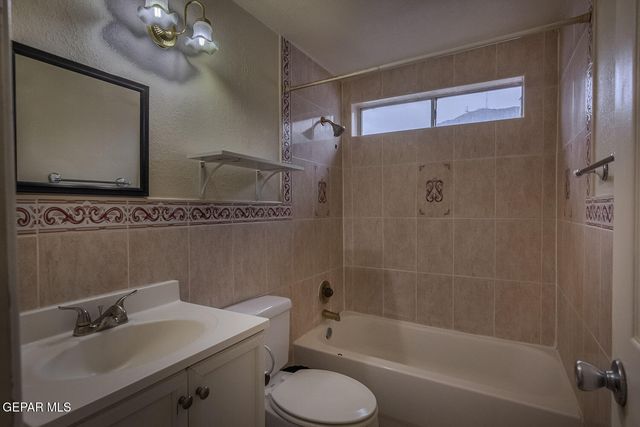 1863 KENTUCKY Street, El Paso, TX 79930