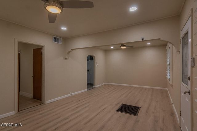 1863 KENTUCKY Street, El Paso, TX 79930
