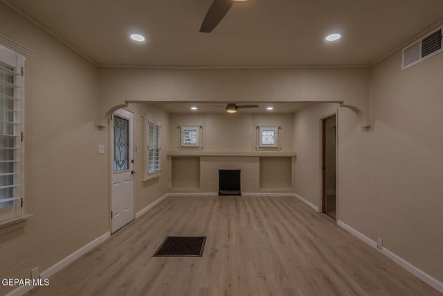 1863 KENTUCKY Street, El Paso, TX 79930