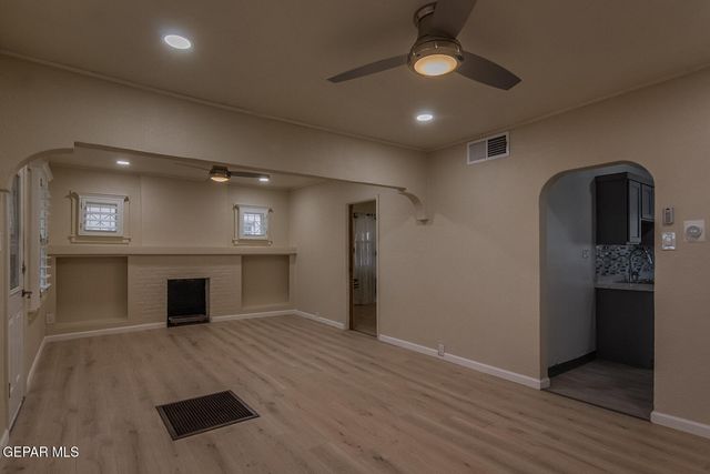 1863 KENTUCKY Street, El Paso, TX 79930