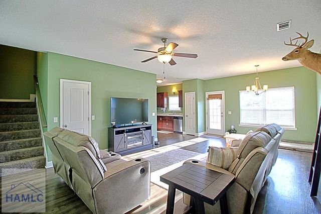 73 Gambrell Road, Hinesville, GA 31313