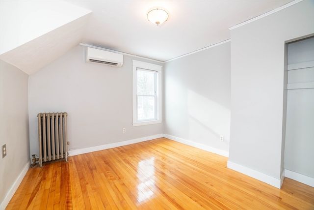 18 Hadwen Lane, Worcester, MA 01602