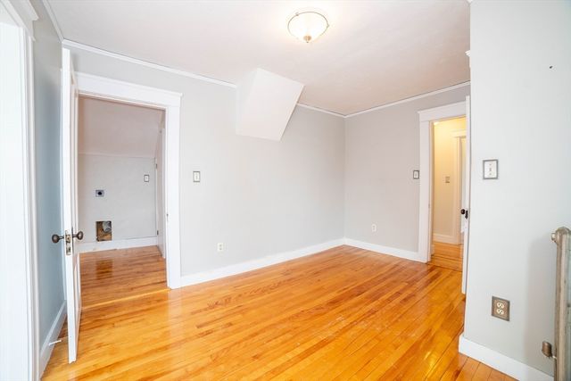 18 Hadwen Lane, Worcester, MA 01602