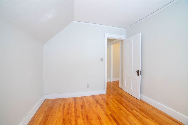 18 Hadwen Lane, Worcester, MA 01602