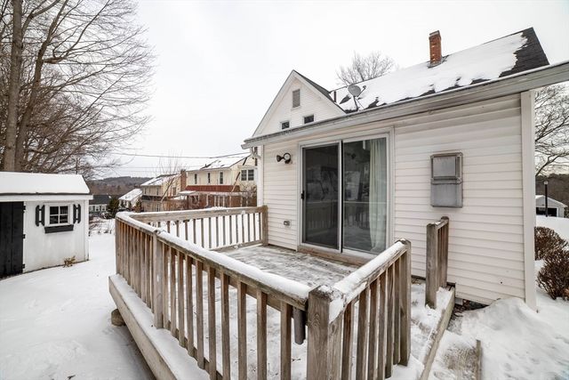 18 Hadwen Lane, Worcester, MA 01602