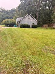 12765 Hannan Road, Romulus, MI 48174