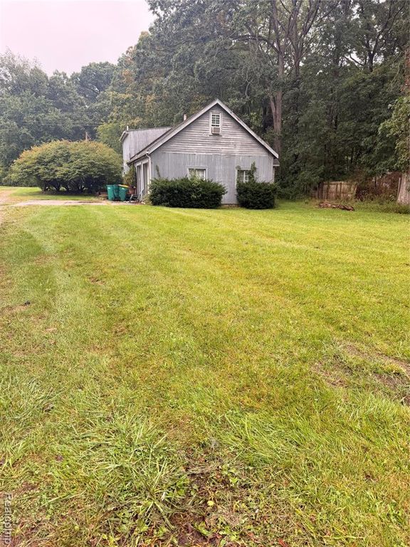 12765 Hannan Road, Romulus, MI 48174