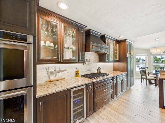 15492 Chloe CIR, Fort Myers, FL 33908