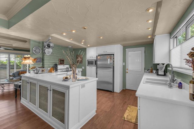 69850 Hwy 111 14, Rancho Mirage, CA 92270