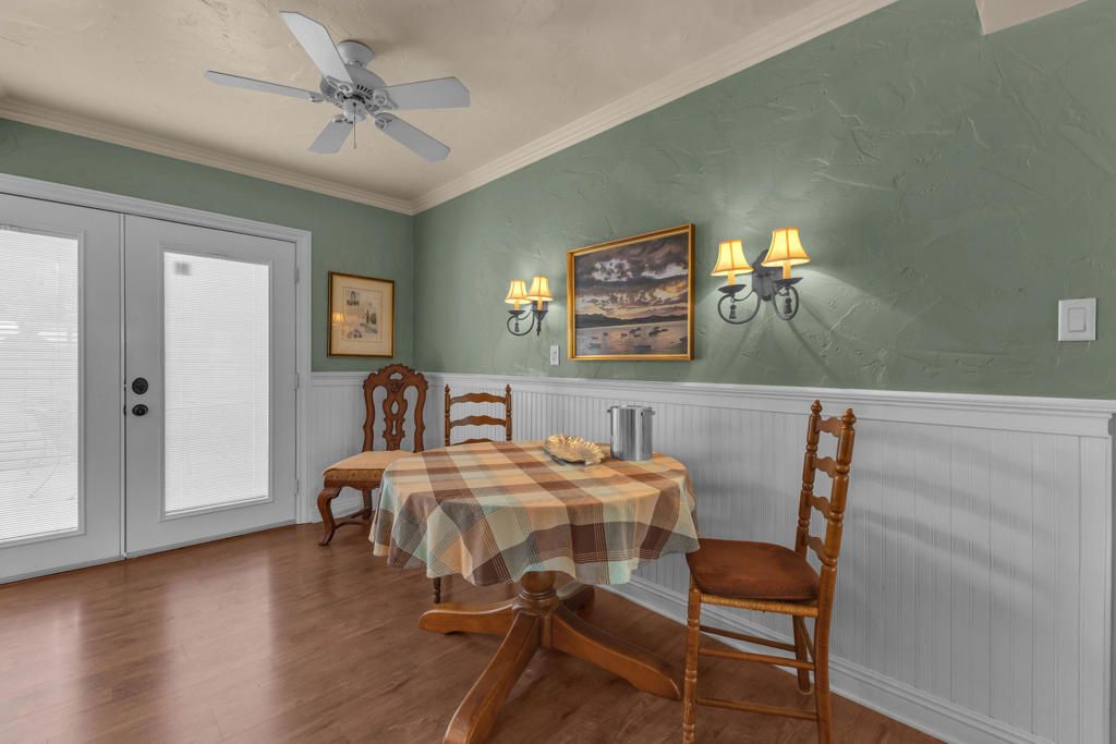 Image 17 of property listing at 69850 Hwy 111 14, Rancho Mirage, CA 92270