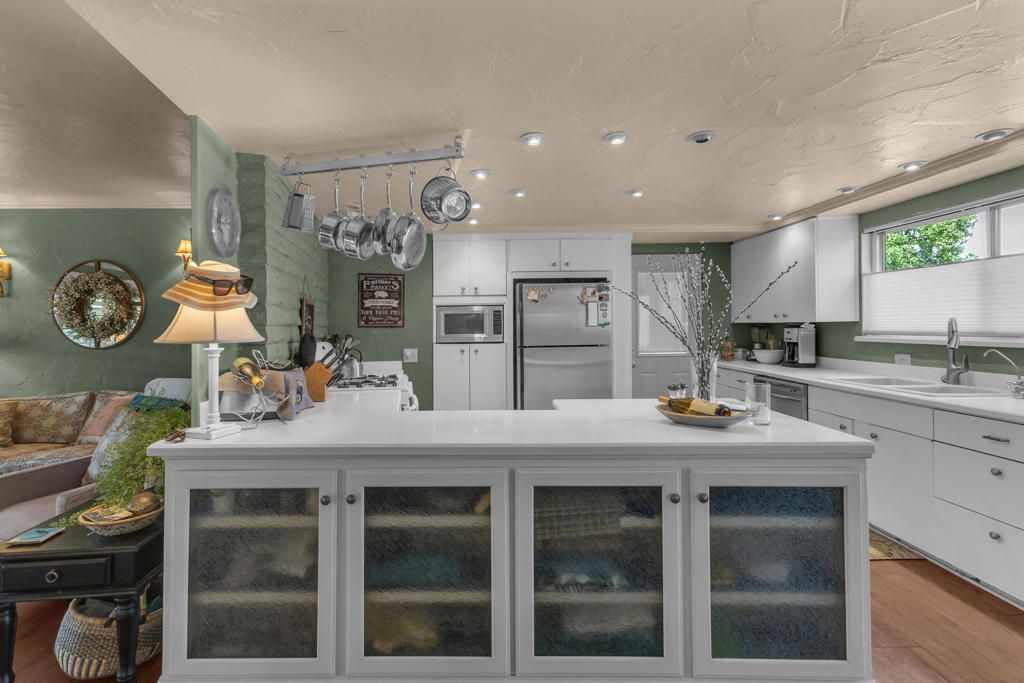 Image 22 of property listing at 69850 Hwy 111 14, Rancho Mirage, CA 92270