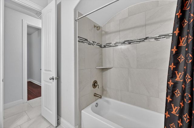 1107 Amber Rose Way, Arlington, TX 76005