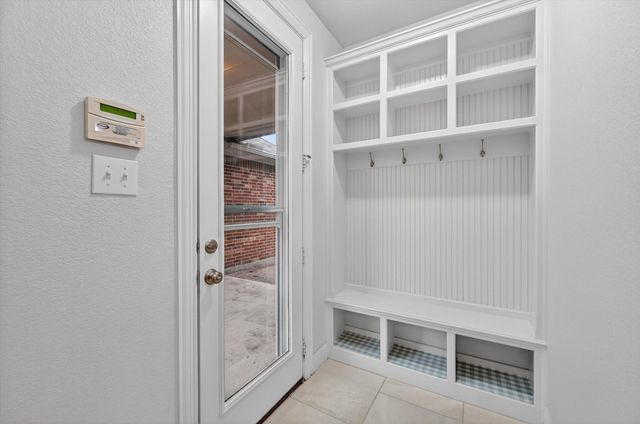 1107 Amber Rose Way, Arlington, TX 76005