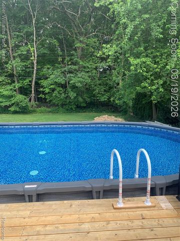 6530 Fredmoor Drive, Troy, MI 48098