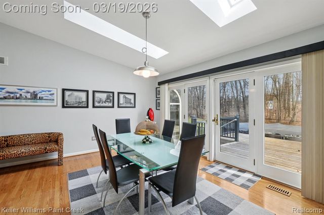 6530 Fredmoor Drive, Troy, MI 48098