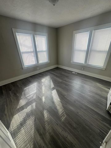 2927 Calvert Avenue, Detroit, MI 48206